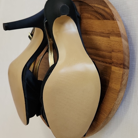 Nine West Jovial 2 Black Satin Ankle Strap Sandals. Size 7.5 - Picture 9 of 10